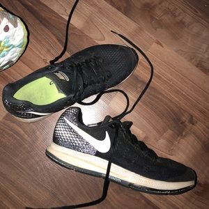 Women’s Nike Tennis Shoes